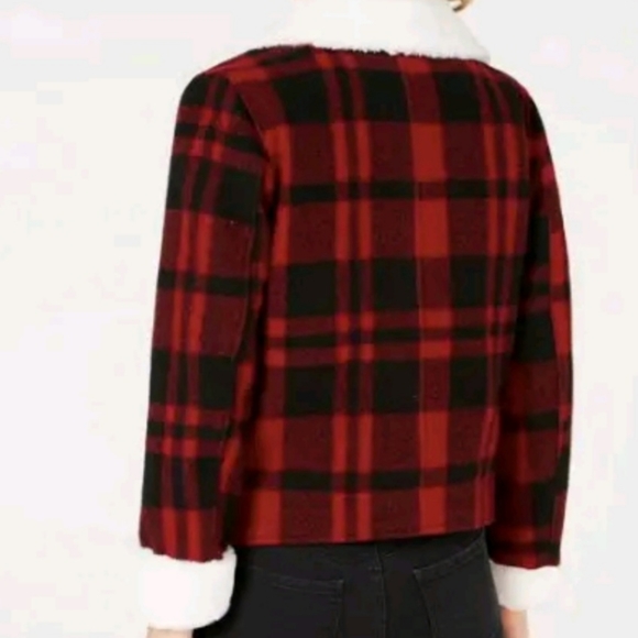 CoffeeShop 2X Woven Pointed & Belted Collar Faux Fur Zip Front 2-Pocket Jacket - Picture 2 of 10